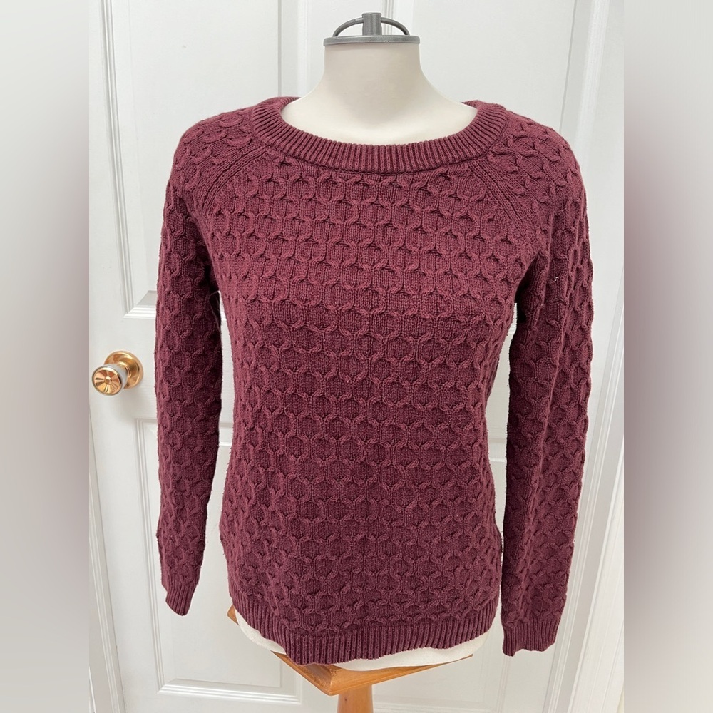 Old Navy ladies sweater size medium
